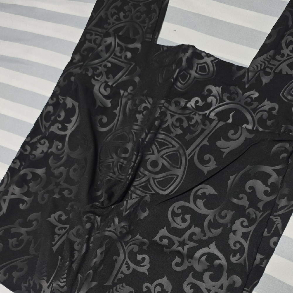 Killstar Gothic Black Activewear SET - Picture 7 of 9